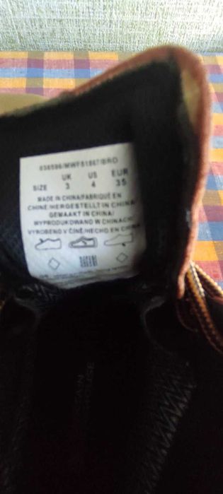 Осінні черевики для хлопчика