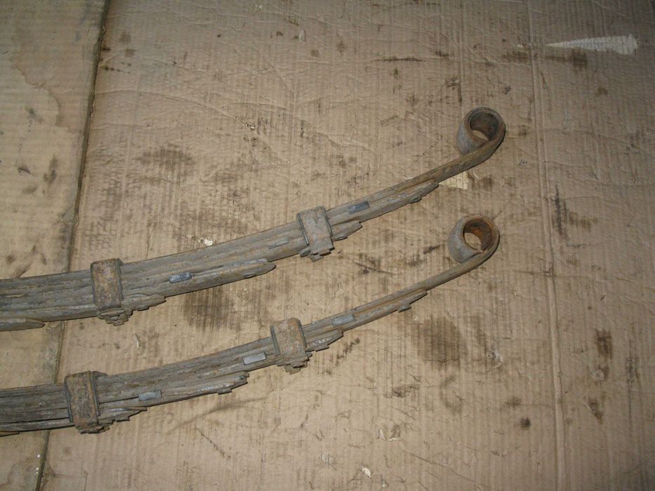 рессоры москвич или прицеп