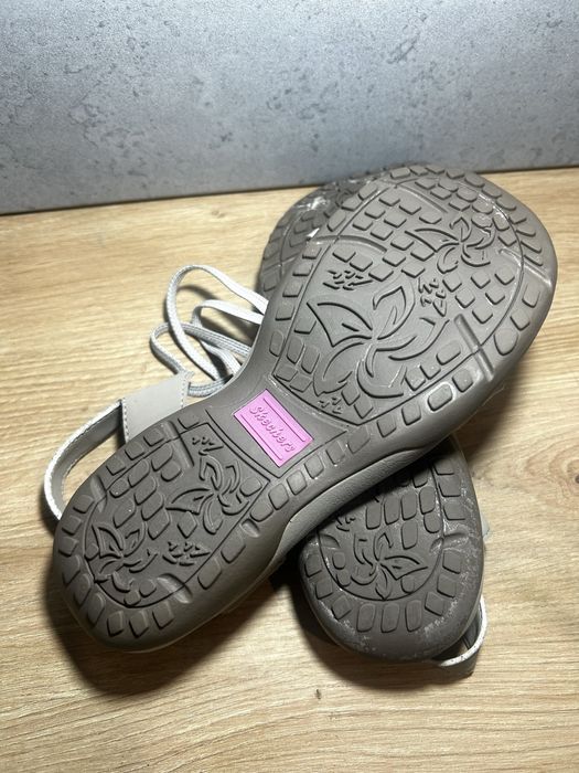 Sandały Skechers 36