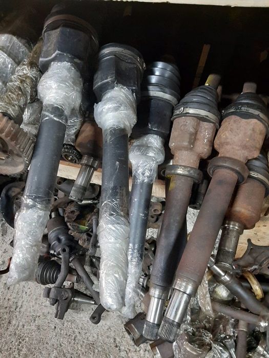 Полуоси Форд Транзит ЛДВ Конвой задний передний привод Супорт LDV