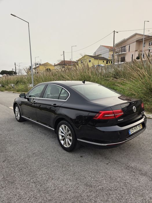 Volkswagen Passat 2.0 TDI DSG 150cvs