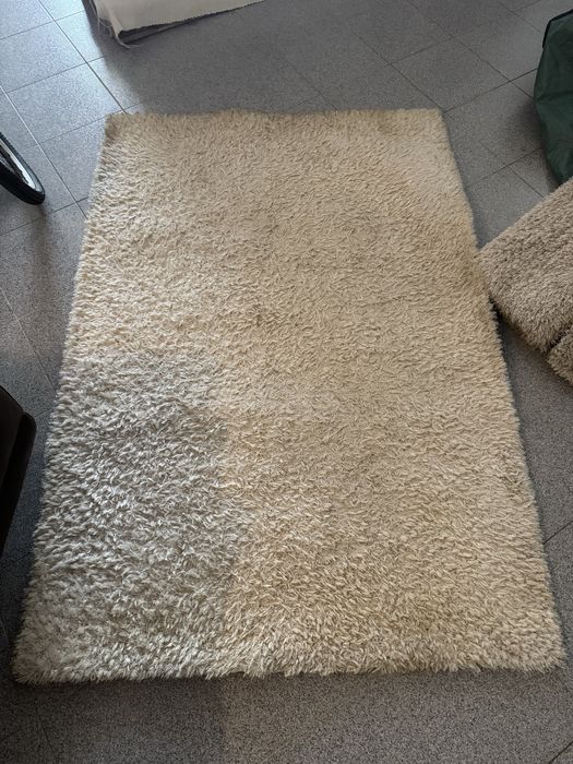 Dois Tapetes com parte inferior rija