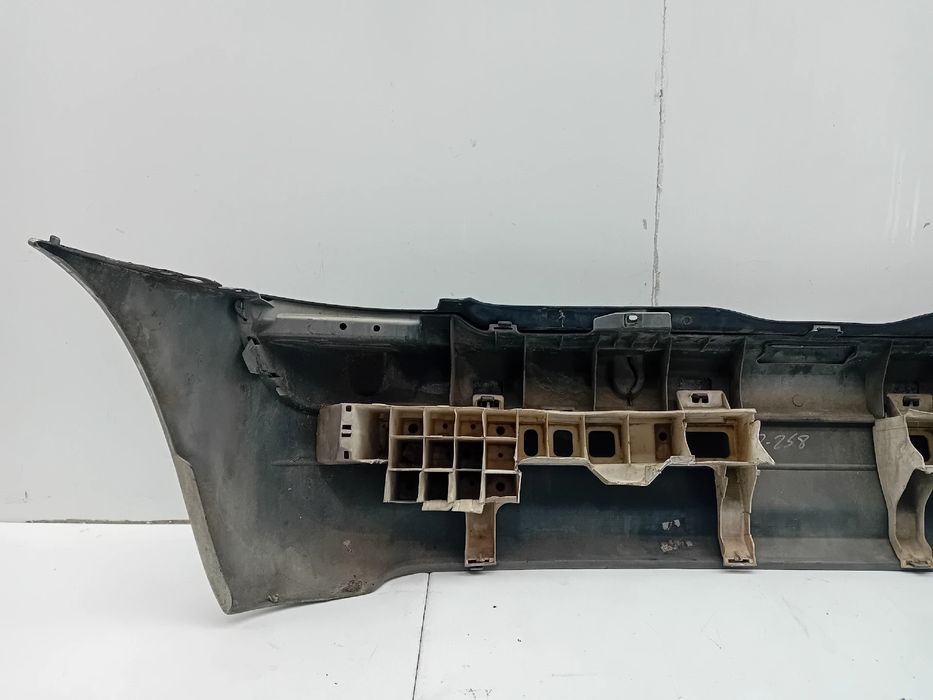 Pára-choques trás RENAULT Clio II (BB0/1/2_, CB0/1/2_)