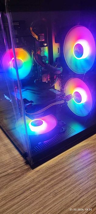 Komputer gamingowy XEON 6/12 • 32GB RAM • 8GB GPU • OBUDOWA RGB +Win11