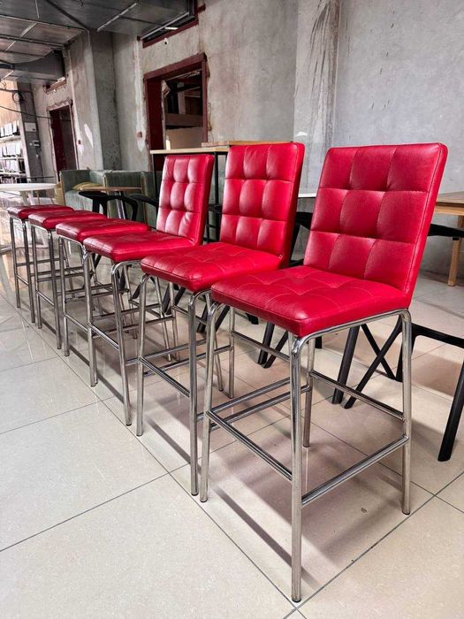 розпродаємо, столи,стелажі,крісла,тумби,шафи,стільці комоди полиці