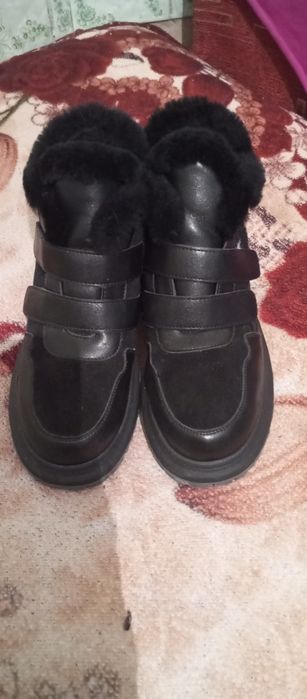 Продам черевики 41 розмір