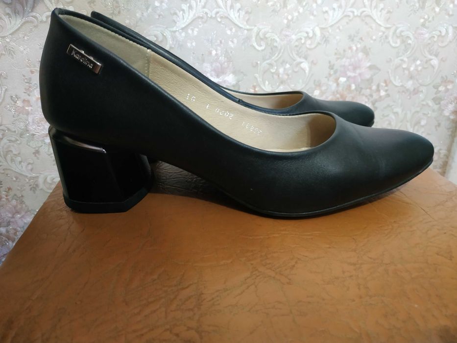 Туфлі жіночі 37 розмір