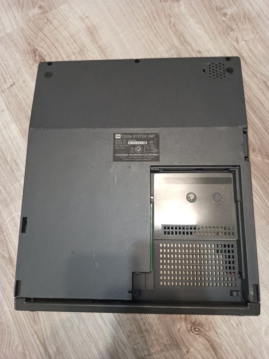 Toshiba T3100/40 retro