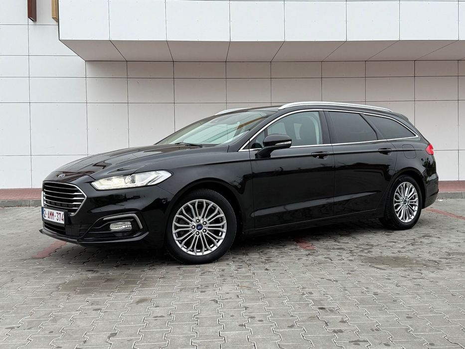 Ford Mondeo 2.0 187KM Hybryda Full LED AppleCarPlay Skóry Bogate wyposażenie