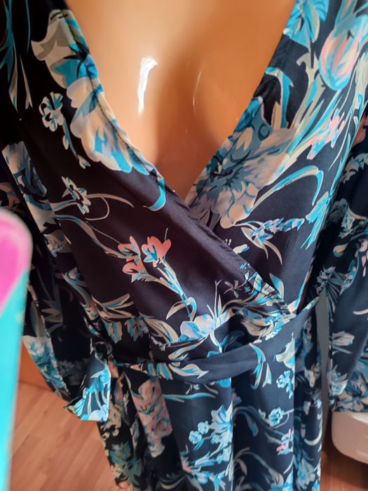 Elegancka sukienka na codzienne wyjście i święta