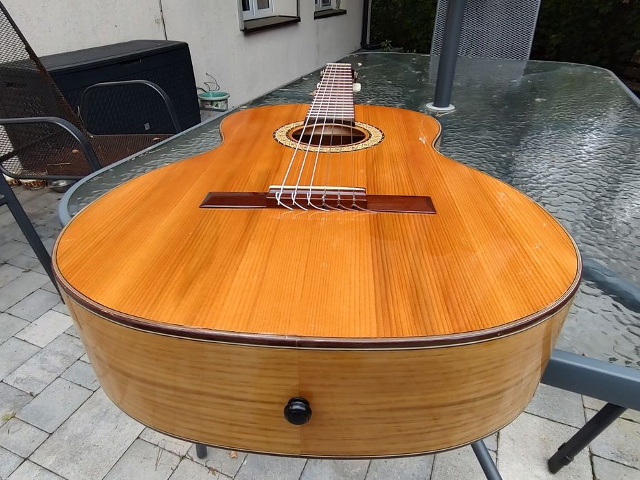 Flamenco guitar Strunal Schoenbach Amada LG51 gitara klasyczna Cypress