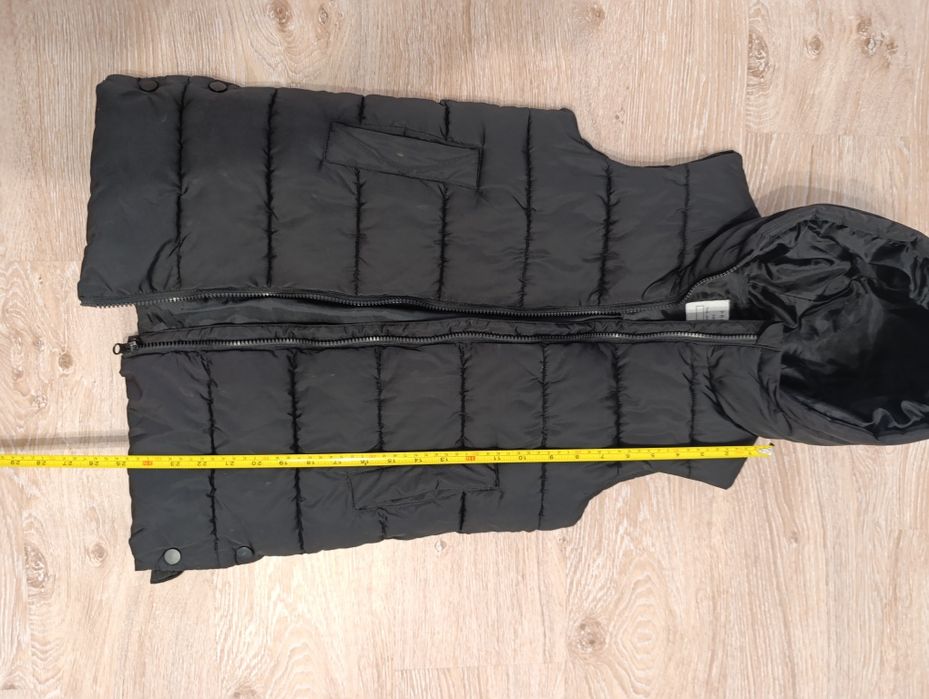 жилет Primark 128 см