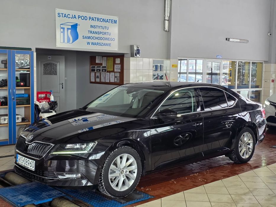 Skoda Superb CANTON BEZWYPADKOWY Ledy skóry adaptacyjny tempomat CARVERTICAL