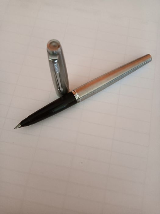 Caneta de aparo Parker 45 em aço