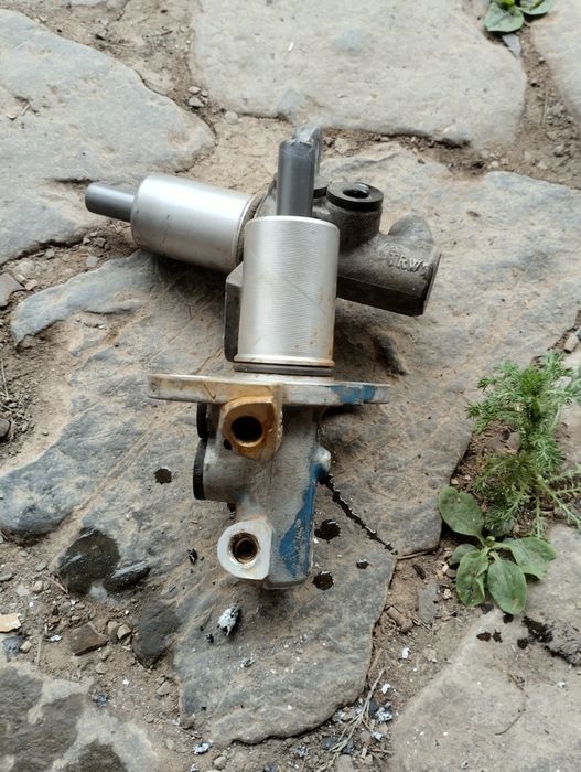 Головний тормозний циліндр пасат б5,б5+ ауді а6с5