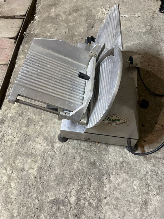 Слайсер професійний