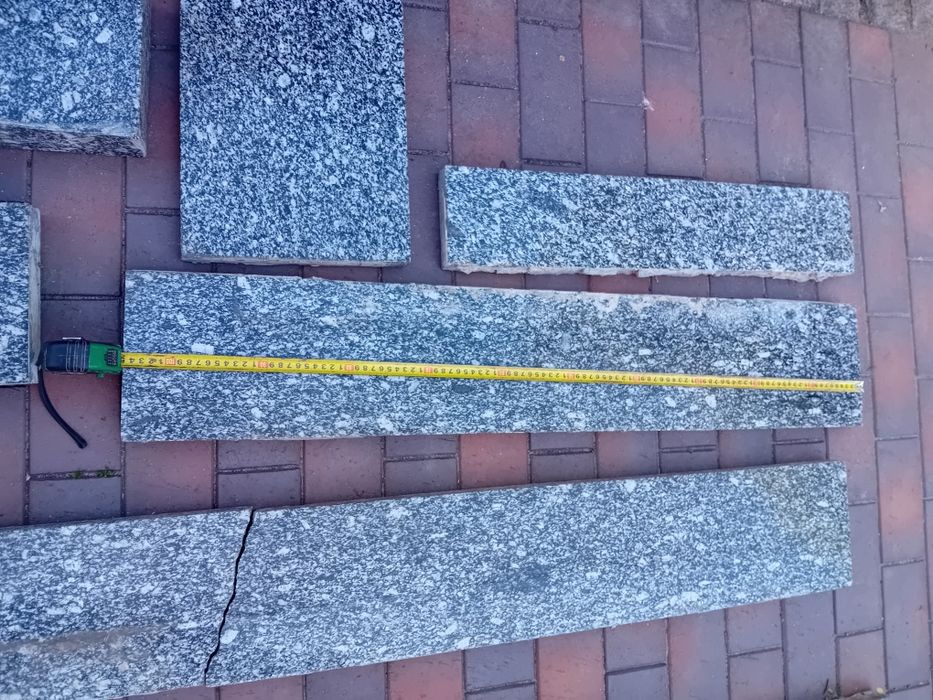 Nagrobek pomnik granitowy