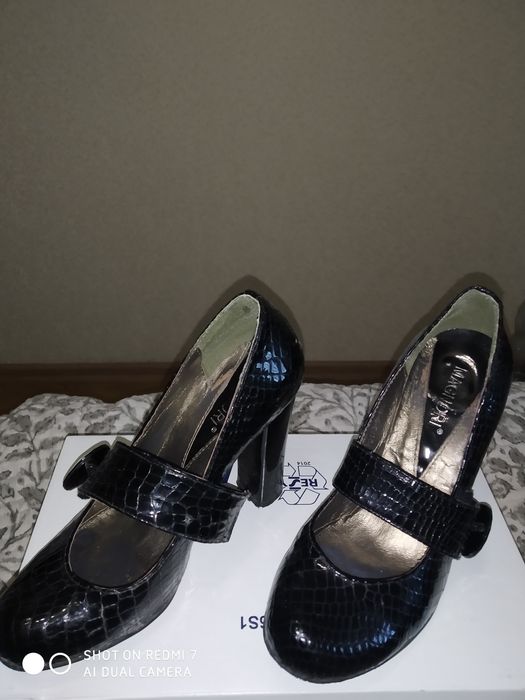 Туфли женские кожаные