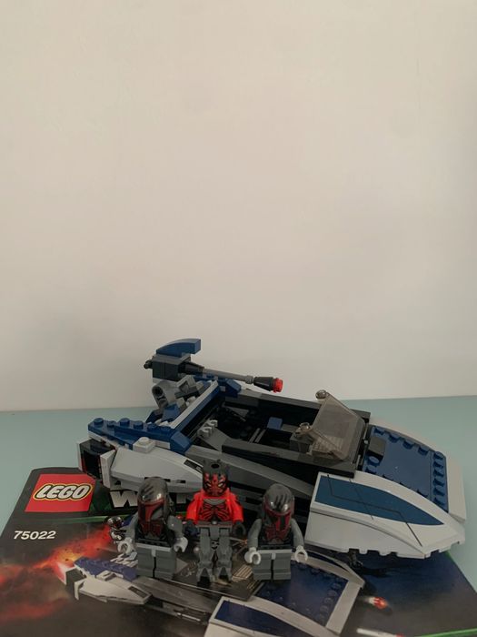Lego Star Wars 75022 mandalorian speeder
