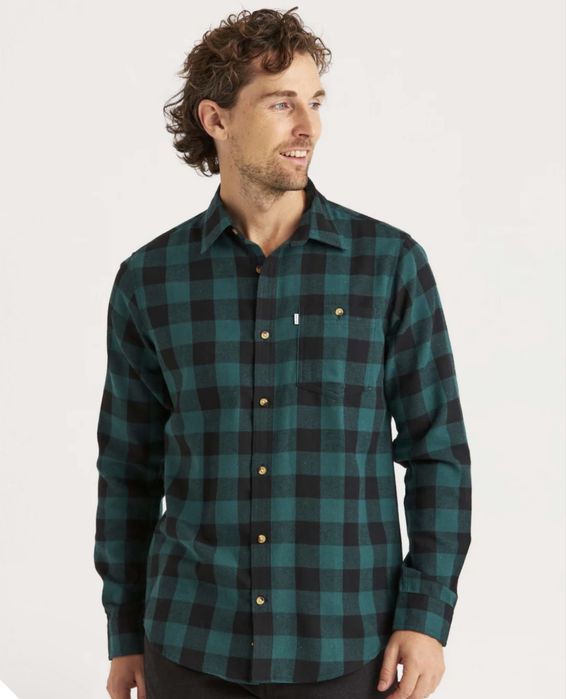 Рубашка в клетку мужская