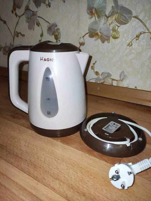 Чайник Magio MG-519