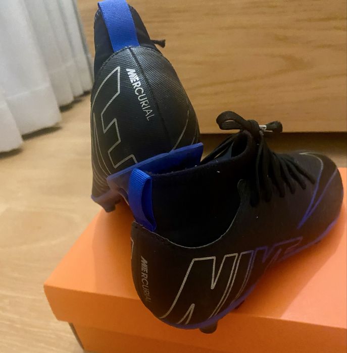 Nike Mercurial buty pilkarskie korki roz.35.5 stan bdb