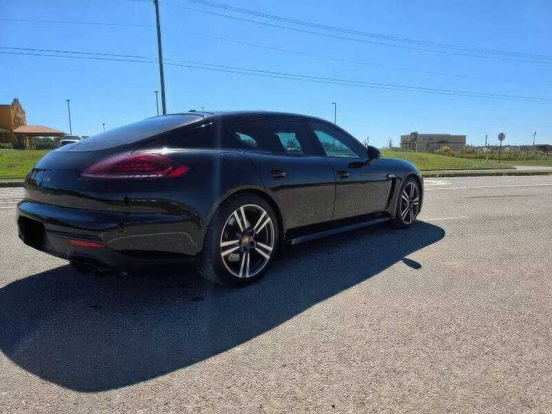 2015 Porsche Panamera GTS