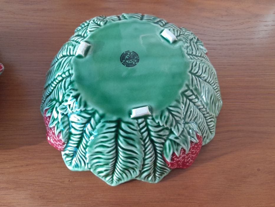 Taça e 6 pratos morangos Bordalo Pinheiro