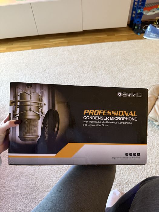 Profesjonalny mikrofon studyjny z bluetooth i mikserem nowy