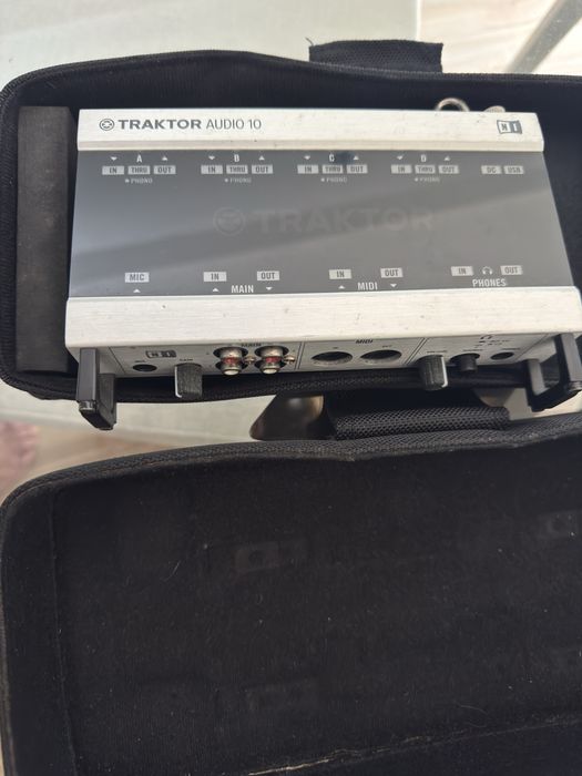 Placa Traktor Audio 10