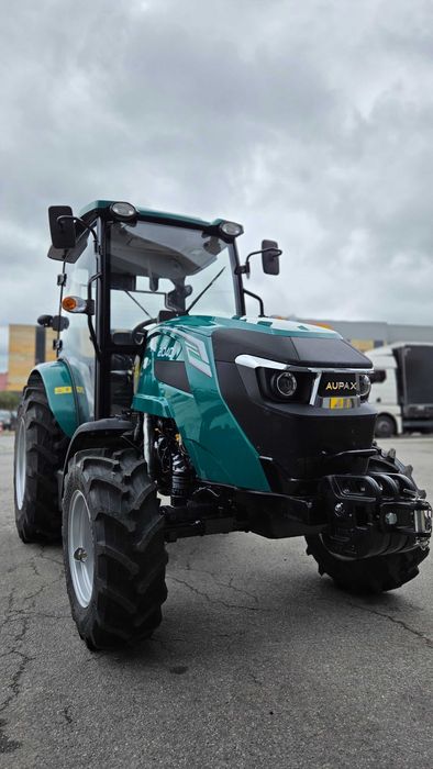 Ciagnik rolniczy Lovol M 404 - Wersja standard