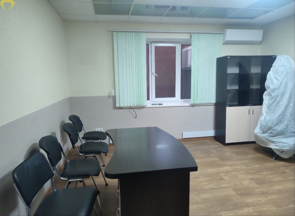 Офісне приміщення, офіс , комерційна нерухомість