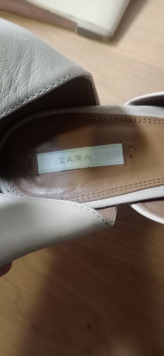 Продам жіночі туфлі ZARA
