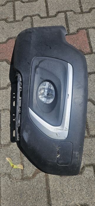narożnik zderzaka prawa strona  volvo xc70 2014