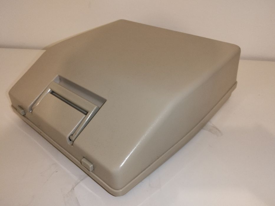 Maquina de escrever Marathon 2000 R