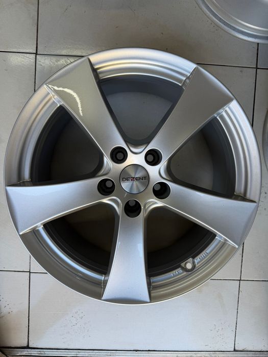 Felgi 18 5x114,3 ET34 8J Mazda Citroen Kia Hyundai