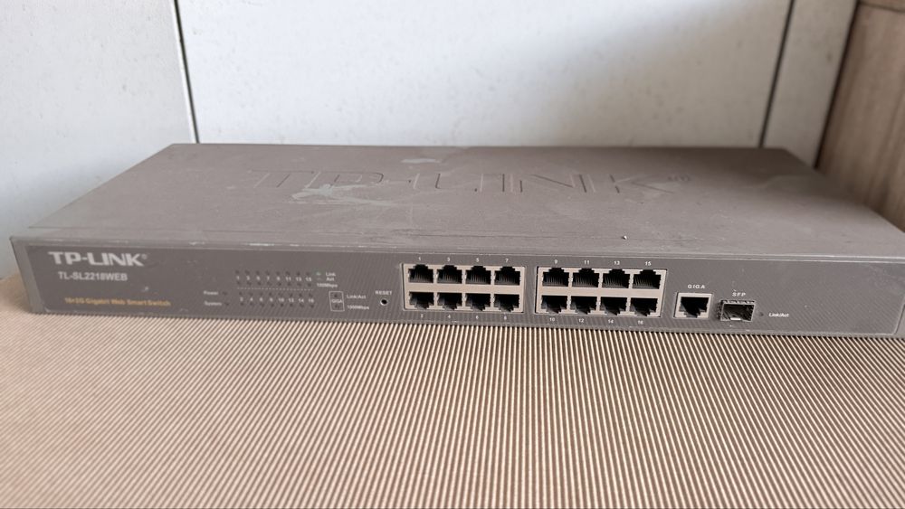 Switch TP-Link TL-SL2218WEB 16 portowy