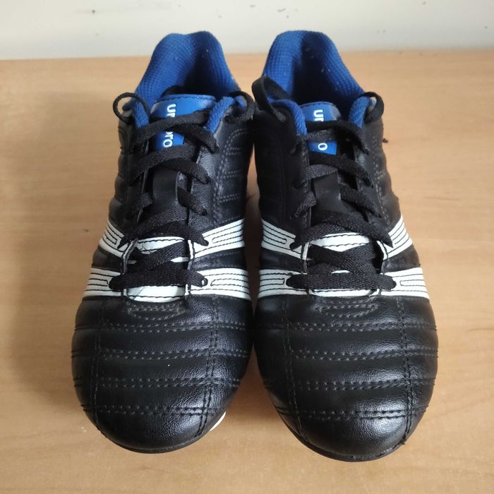 Buty piłkarskie lanki UMBRO Corsica Engage Fg roz.eu-35