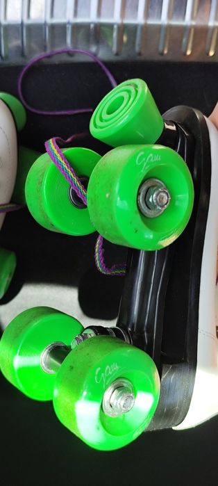 Patins brancos criança