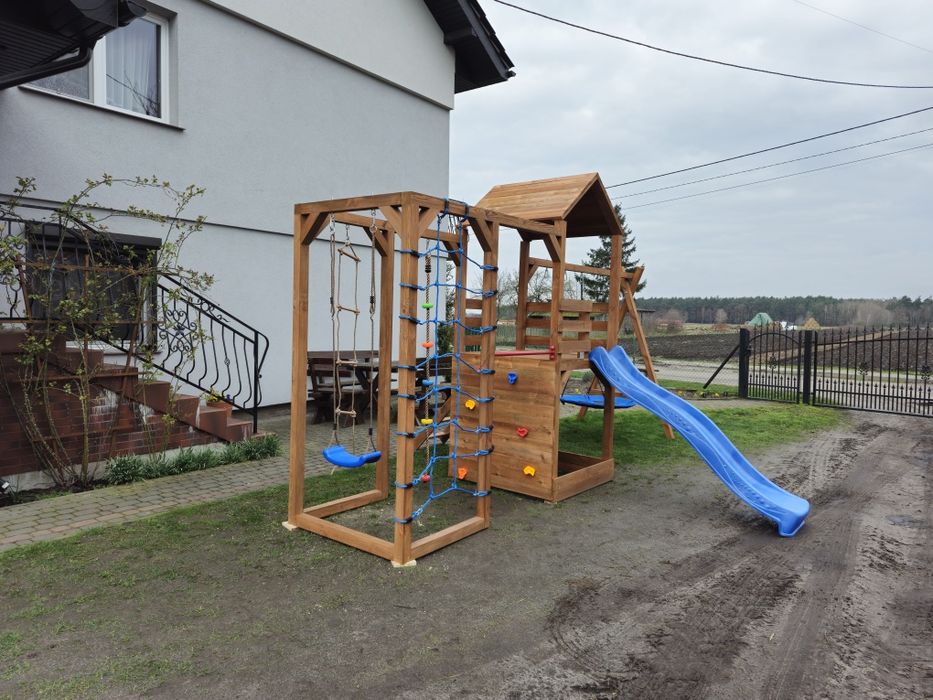 Plac zabaw model "E" - Małpi gaj - Zjeżdżalnia -
8
Siatka