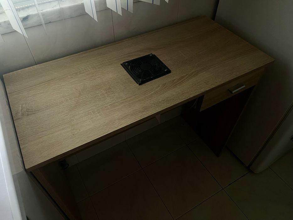 Mesa manicure com aspircao