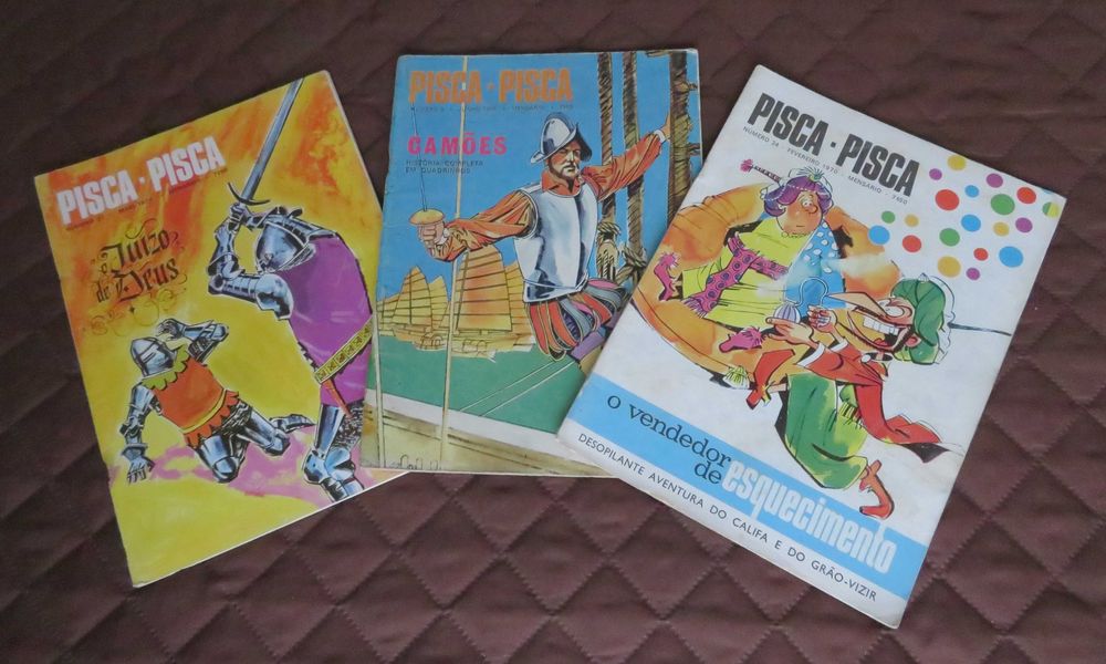 FLASHING LIGHTS Bundle of 3 Magazines / Good Price