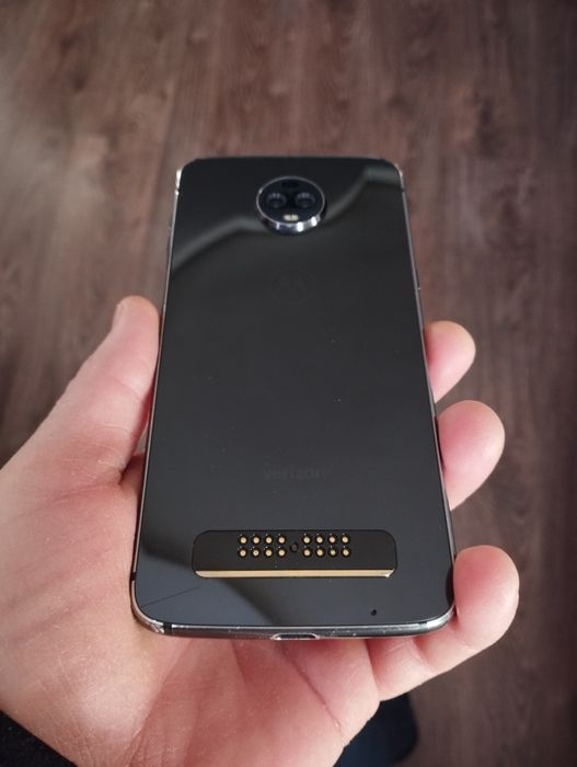 Продам motorola z3 на відновлення