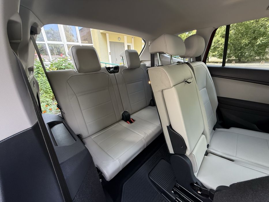 Volkswagen Tiguan Allspace R-Line 2.0 бензин 2018 року