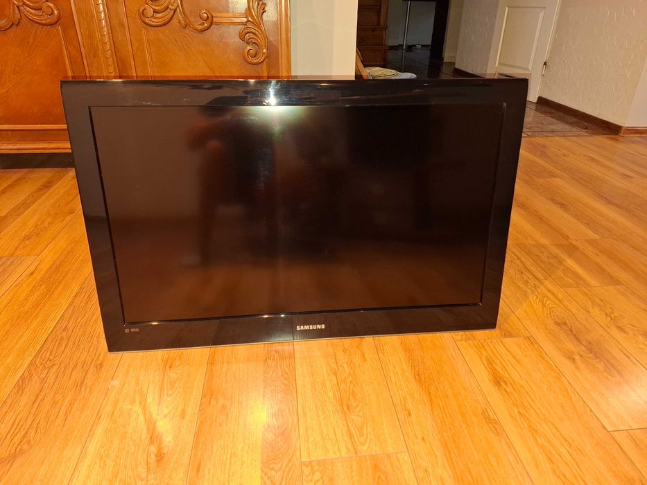 TV Samsung LE37A552 37 Cali