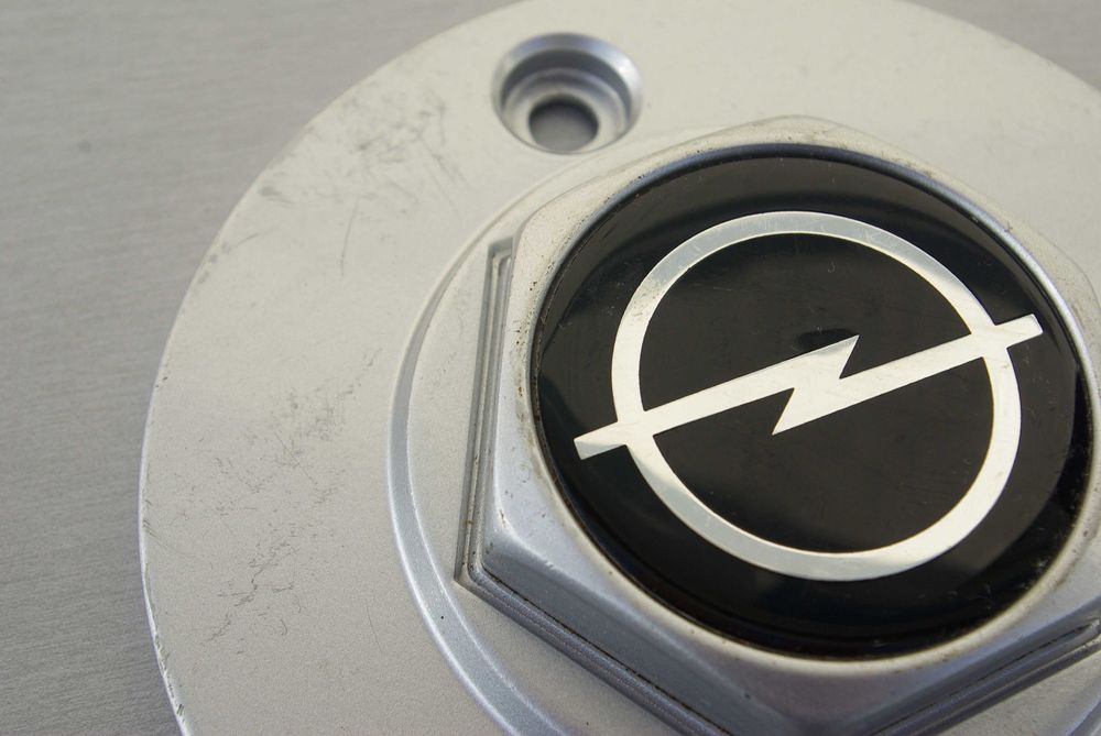 Tampa de roda Renault, medida 16 - OPEL - Centro de Jante - Ronal