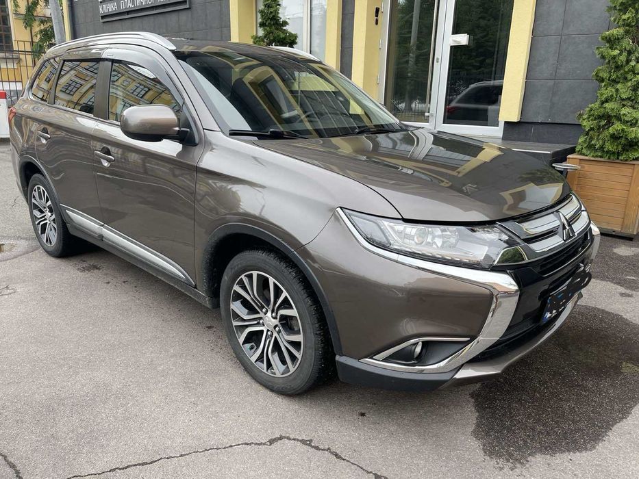 Mitsubishi Outlander