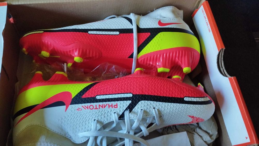 Chuteiras nike gt2 phantom academy DF FG/MG red yellow white