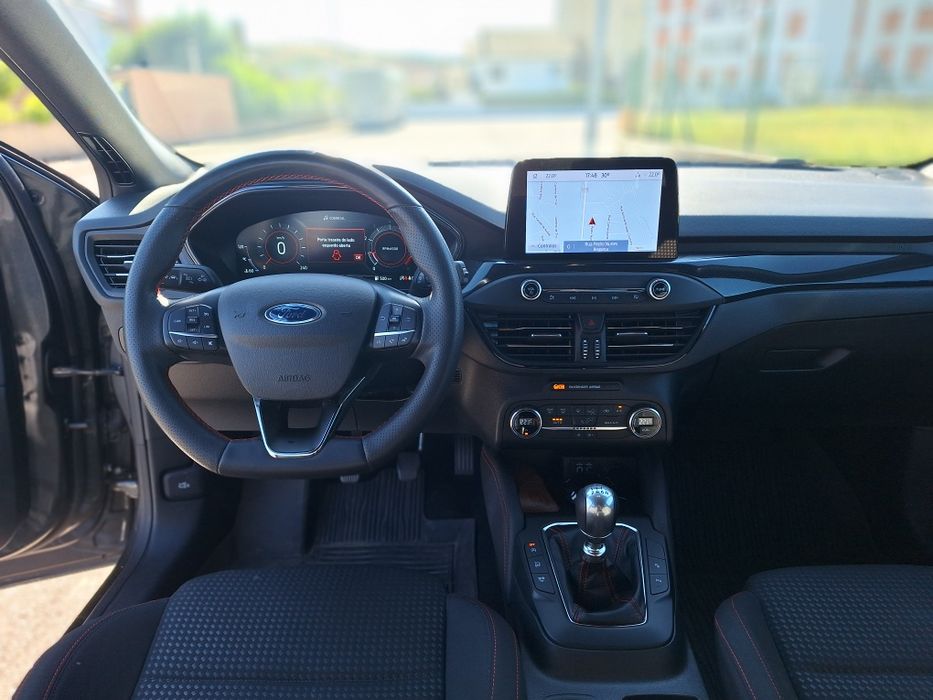 Ford Focus SW 1.0i Ecoboost ST Line X