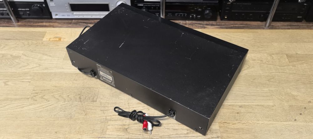 CD-програвач Philips CD 711